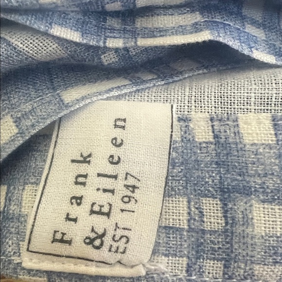 Frank & Eileen 100% linen Blue and White Checkered Shirt - Picture 6 of 7